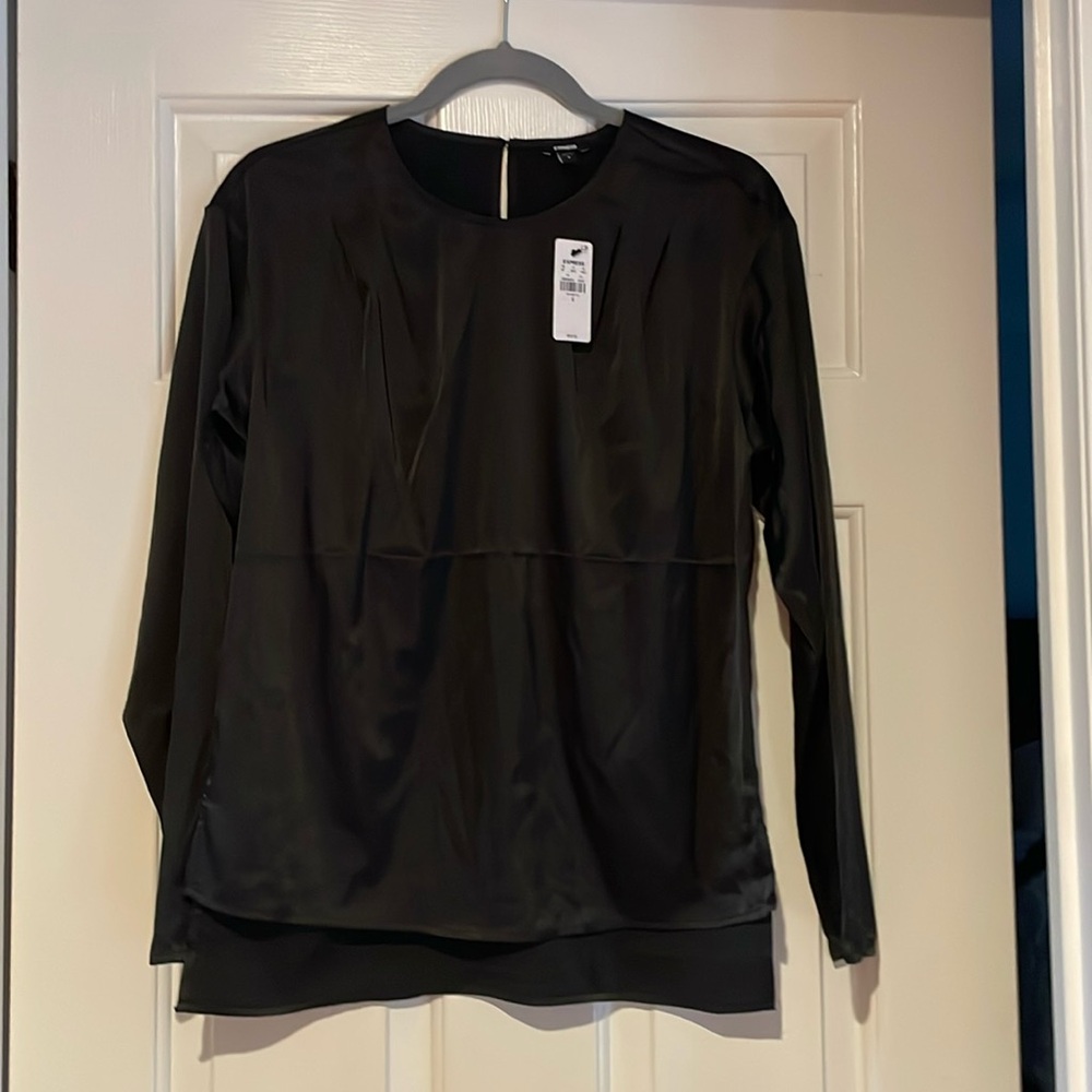 NWT Express Black Top Size Small